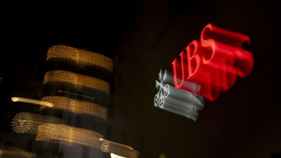 An ombudsman tasked with investigating funds stolen from Holocaust victims says Swiss banking giant UBS is withholding key documents