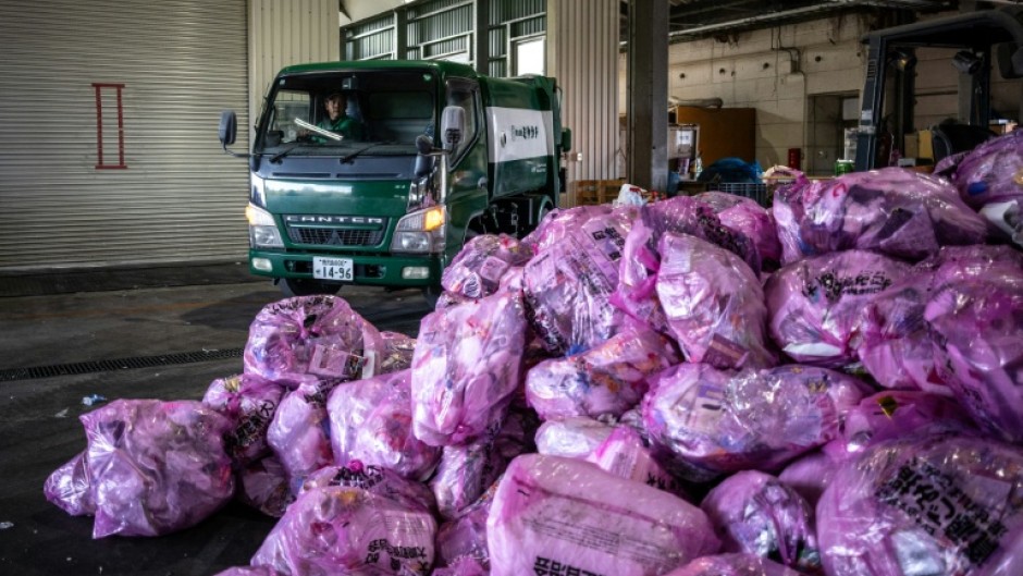 The collected diapers are shredded, washed and separated into pulp, plastic and super-absorbent polymer