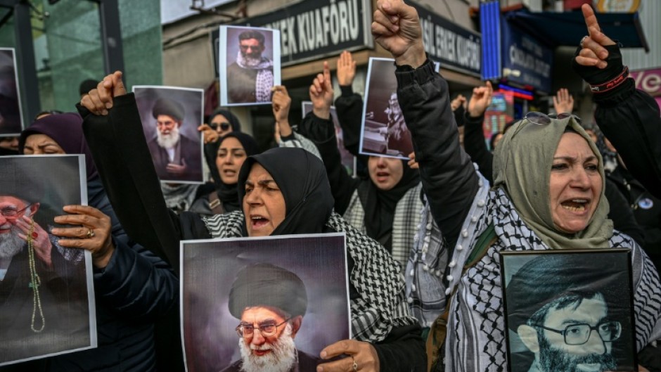 In Istanbul, pro-Iranian protesters denounced the US-Israeli offensive