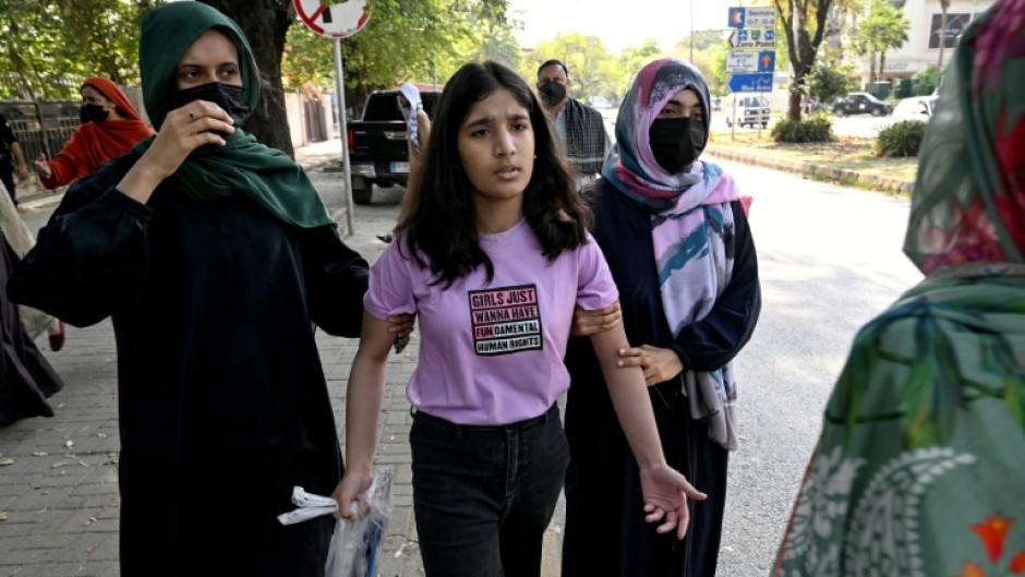 Female police in plain clothes took part in the arrests