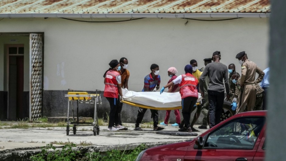 Some of the migrants dropped offshore did not know how to swim, a rescuer said