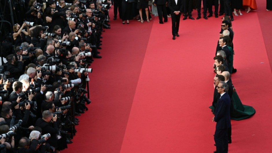 The red carpets look set to feature fewer American A-listers than last year