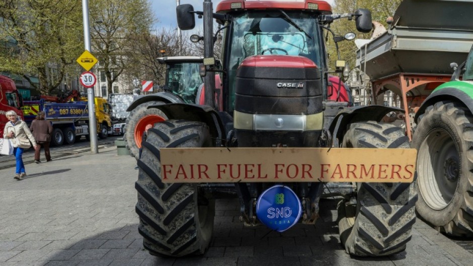 Farmers and hauliers protesting rising fuel prices have blocked Dublin city centre for four days