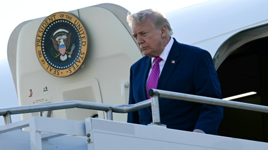 US President Donald Trump has threatened a US naval blockade of the Strait of Hormuz, but will that help him get the upper hand with Iran?