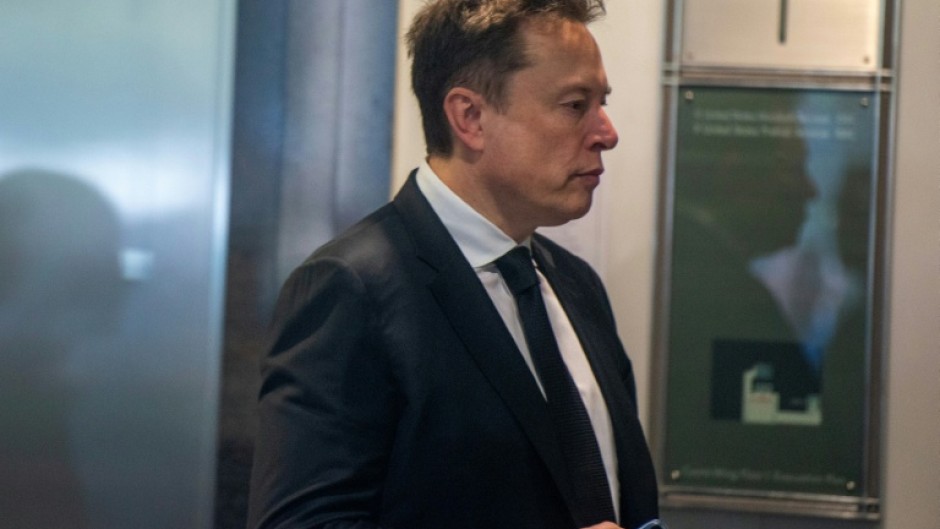 Elon Musk arrives at the federal courthouse as opening statements begin in his lawsuit against OpenAI
