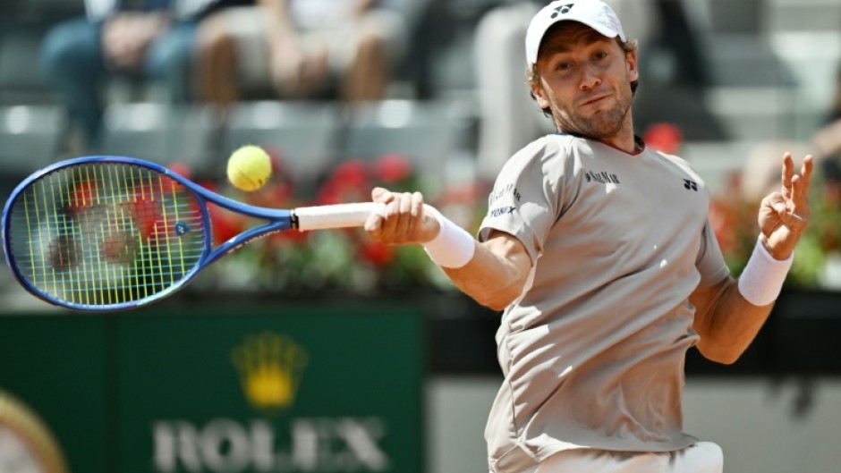 Casper Ruud beat Lorenzo Musetti to reach the Italian Open quarter-finals