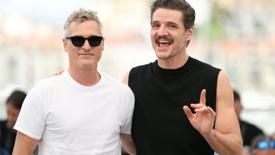 Chilean-US actor Pedro Pascal (right next to US actor Joaquin Phoenix) flew economy to the Cannes Film Festival last year