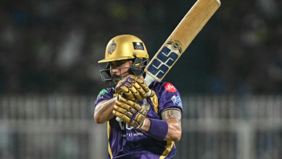 Manish Pandey's 45 helped Kolkata ease to victory over the struggling Mumbai Indians