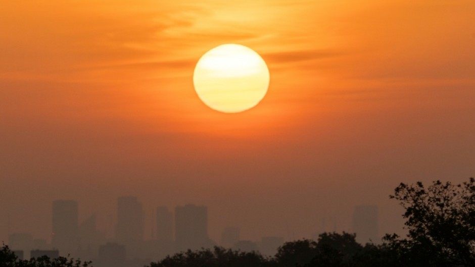 Global temperatures are set to stay at or around record highs, says the WMO
