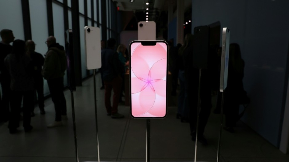 New US research links the mass adoption of smartphones since the dawn of the iPhone in 2007 to declining birth rates