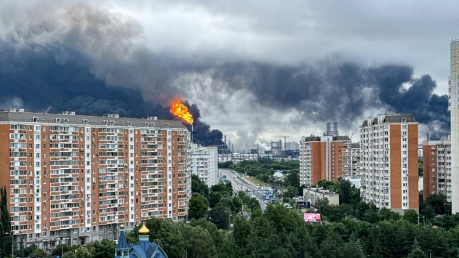 Smoke rising from an oil refinery outside Moscow on June 18, 2026 after it was struck by Ukrainian drones
