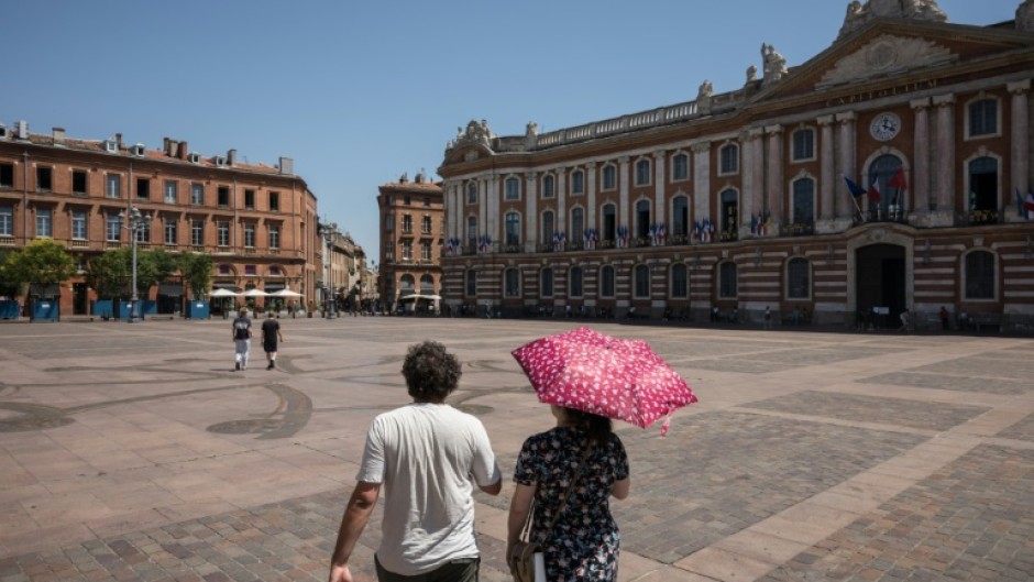 A square in Toulouse, southwest France, on Tuesday. Officials have issued extreme heat alerts for much of the country