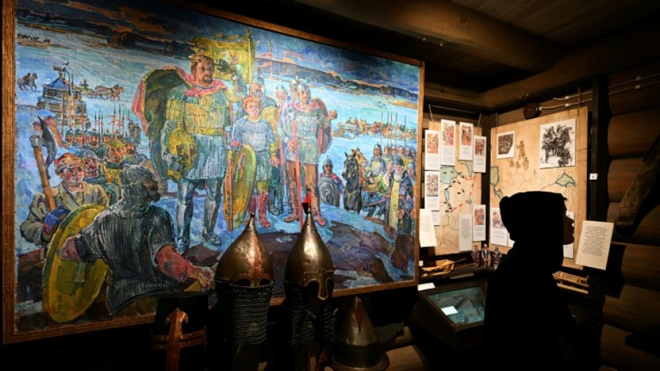 Since launching its military offensive on Ukraine, the Kremlin has driven money into art exhibits that glorify the Russian army