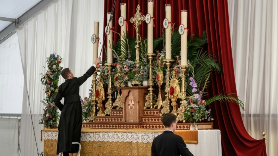 Pope Francis had recognised the validity of confessions and marriages celebrated by the society's priests
