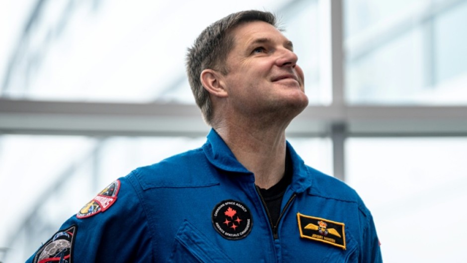 Canadian astronaut Jeremy Hansen, a member of the historic Artemis II mission, is retiring from the national space agency