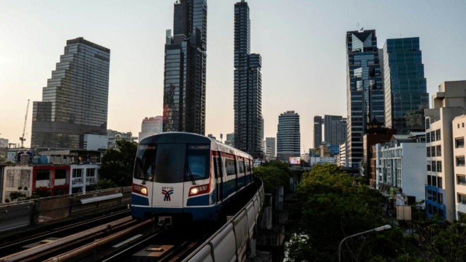 A viral video of a Thai woman confronting a group of noisy Italian teenagers who exchange vulgar words and gestures on a Bangkok train prompted online backlash and an apology from Italy's embassy
