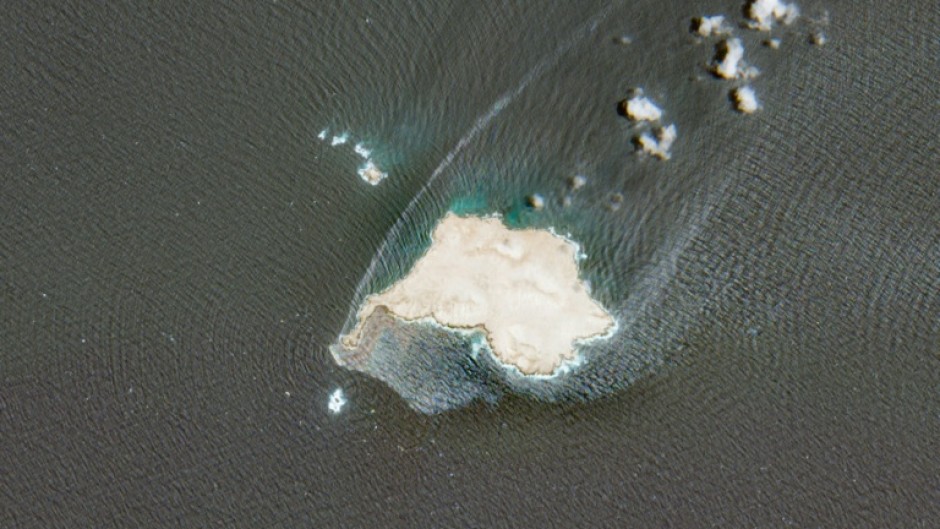 This satellite image obtained from Copernicus Sentinel Data 2026 shows a slick that is consistent with an oil leak emanating from a ship, stranded for over a month near Qibliyyah island off Oman's southern coast in the Arabian Sea