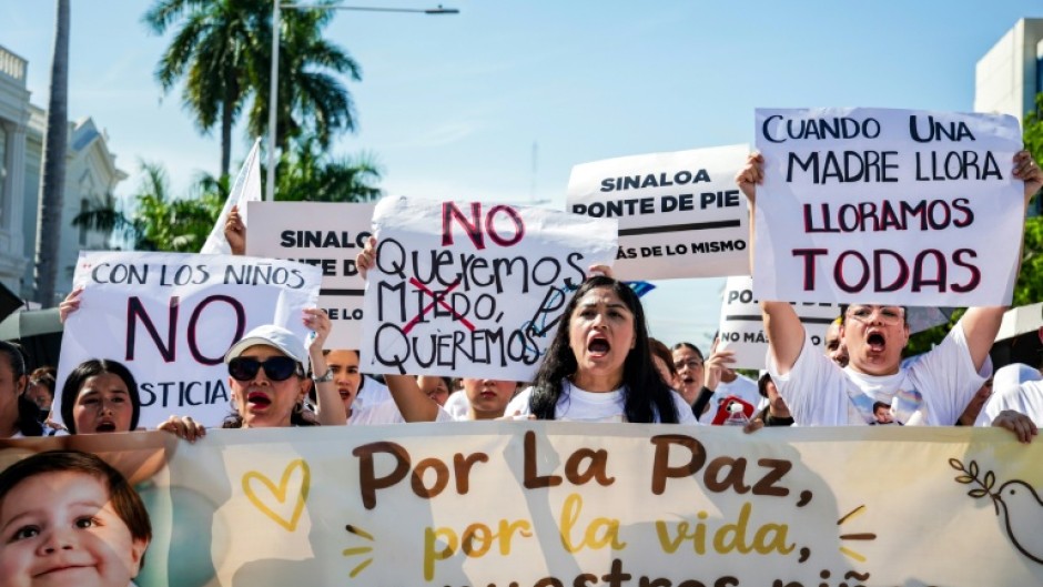 Thousands marched on the streets of Culiacan, in the Mexican state of Sinaloa, against the violence of the Sinaloa Cartel