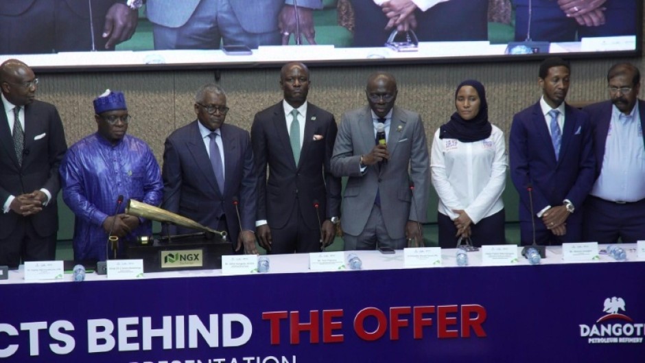 Nigerian billionaire Dangote launches oil refinery IPO