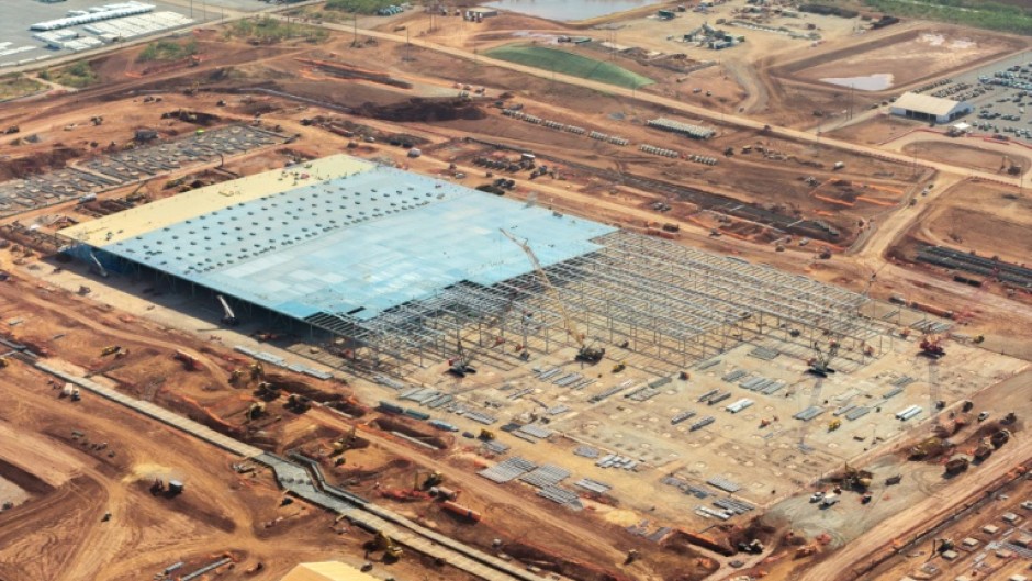 Tech giants are raising debt to finance the construction of data centers that power AI