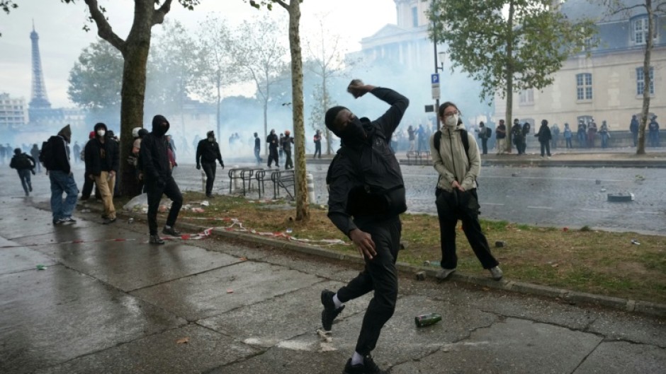 Violent incidents broke out on the sidelines of Paris demonstrations on Tuesday