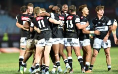 Sharks players celebrate their victory. BackpagePix/Nokwanda Zondi