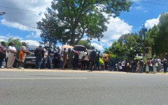Parents queueing for school placements. eNCA/Hloni Mtimkulu