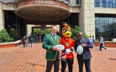 Francois Pienaar honoured with a doctorate by UJ