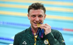  Pieter Coetze of South Africa with his men's 200m backstroke gold medal at the Tollcross International Swimming Centre during the 2026 Commonwealth Games, on July 26, 2026, in Glasgow, Scotland. Rob Casey/SNS Group via Getty Images