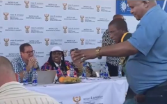 Water and Sanitation Minister Pemmy Majodina's meeting with the Kouga community descended into chaos. 