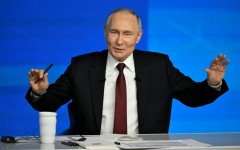 Putin offered to organise a whip-round for the happy couple