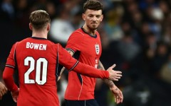 England defender Ben White (R)