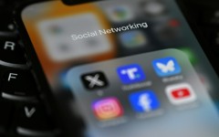 UK teens plan to opt out of social media curfews proposed by the government