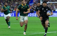 New Zealand fly-half Richie Mo’unga (R) has been called up fr their South AFrica tour