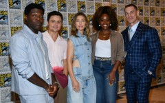 (L-R) Sam Richardson, Arturo Castro, Jessica Biel, Teyonah Parris y John Cena at Comic-Con in California
