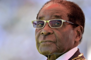 File: Robert Mugabe