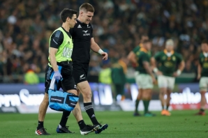 New Zealand fullback Jordie Barrett (R) went off in the second-half of Saturday's defeat to South Africa