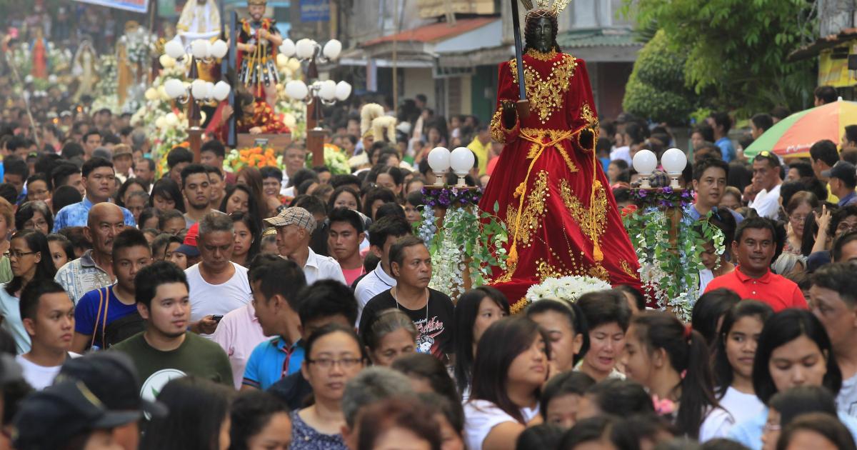 Philippines Catholics self-flagellate for redemption | eNCA