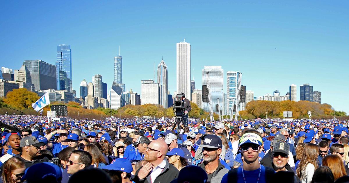 Chicago Streets Flooded For Cubs Victory Parade ENCA