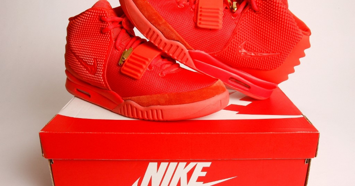 kanye shoes air yeezy
