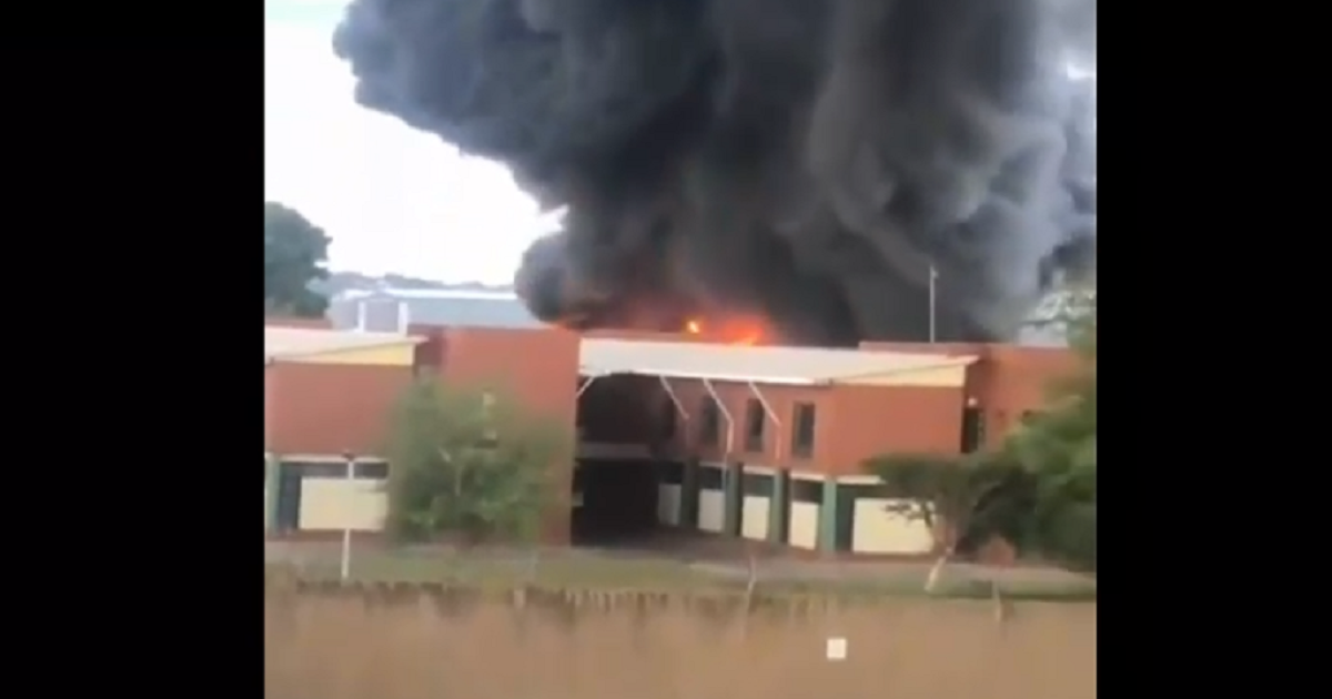 Waterkloof Air Force Base Fire | SANDF: No foul play suspected - eNCA