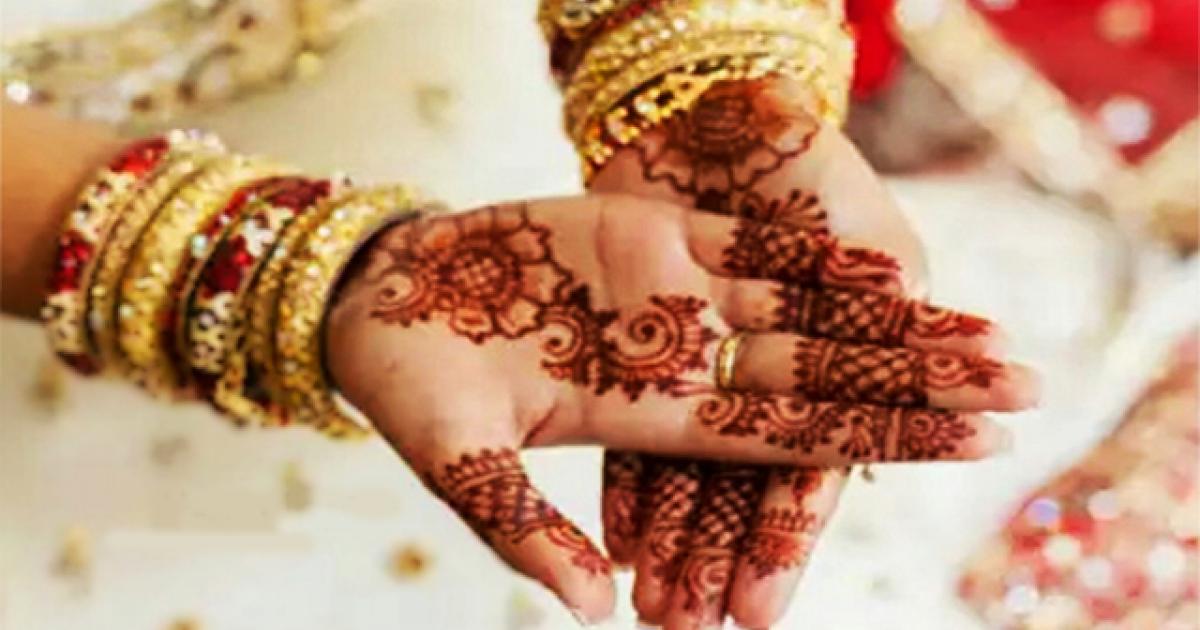 Mehndi magic made amid Diwali eNCA