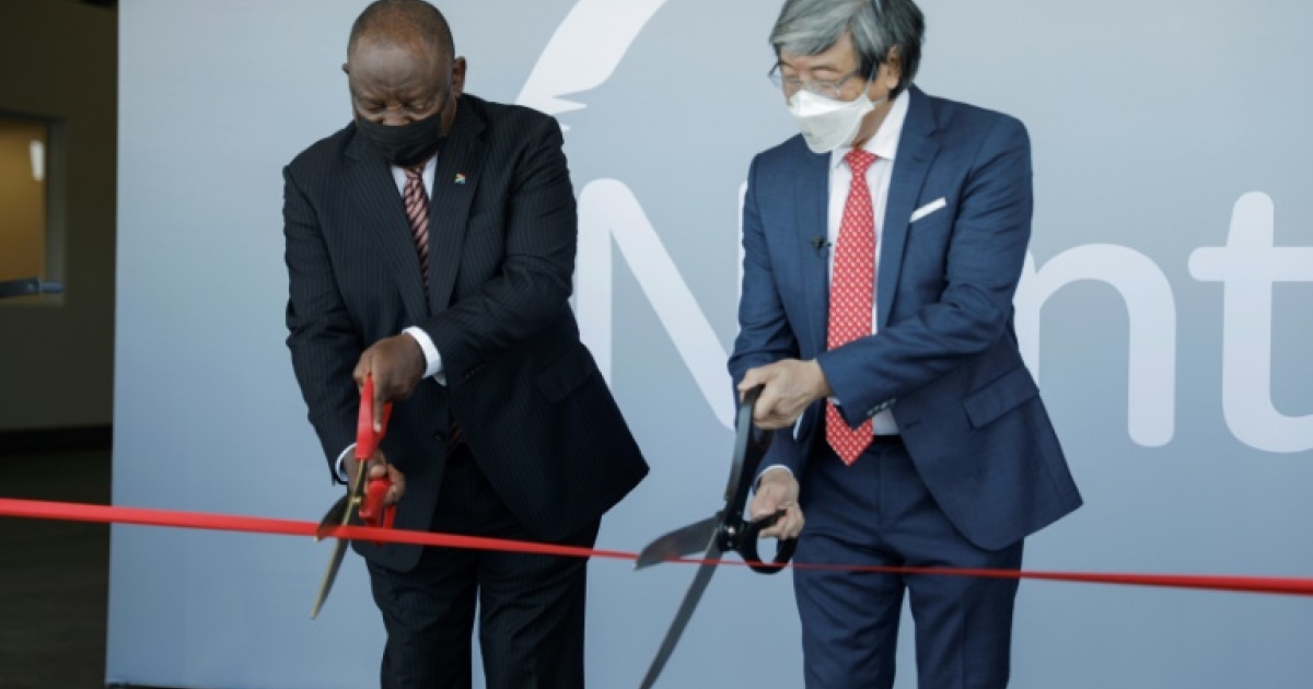 US biotech tycoon opens Africa's first end-to-end COVID-19 jab plant - eNCA