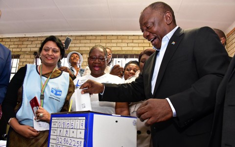 File: President Cyril Ramaphosa casting his vote at Hitekani Primary School, Chiawelo, Soweto.