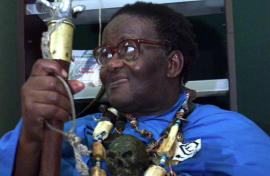 Credo Mutwa dies.