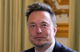 Tesla CEO Elon Musk spoke to Chinese industry minister Jin Zhuanglong about 'new energy vehicles'