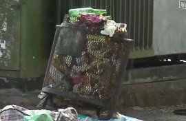 A full rubbish bin in Tshwane.