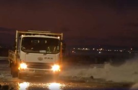 Severe weather hit Nelson Mandela Bay with Spring tides and rough seas causing havoc on the N2 national road.