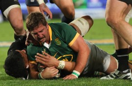 South Africa's loose forward Kwagga Smith (C) scores a try during the Rugby Championship Test match between South Africa and New Zealand. AFP/Phill Magakoe