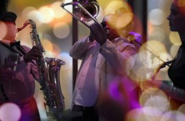 File: A jazz band performing. GettyImages/Westend61
